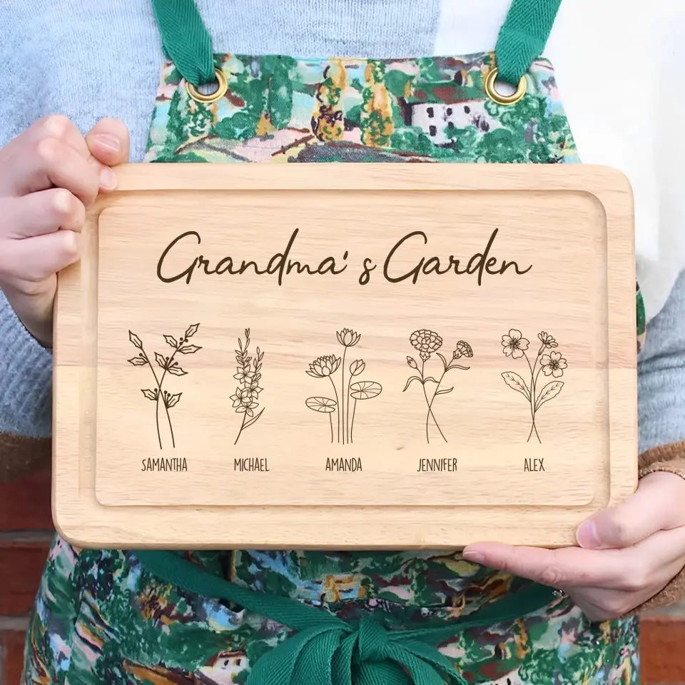 Custom Birth Flower Bamboo Cutting Board Mother's Day Gift